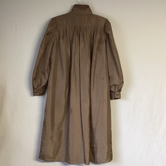 Vintage Rain Shedder Elegant Women’s Tan Long Light Weight Trench Coat Size 9/10 - Picture 5 of 11